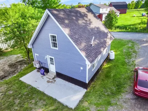 67 Bailey Hill Rd, Cambridge, ME 04923