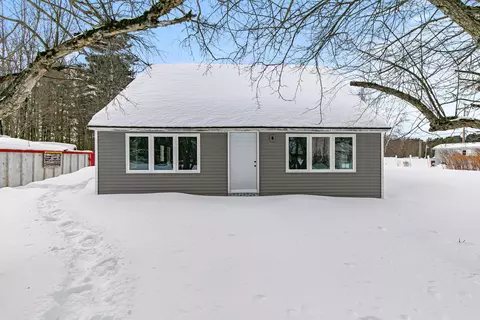 13 Snow Ave, Auburn, ME 04210