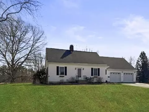 578 Main St, Monmouth, ME 04259