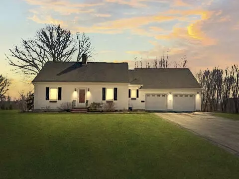578 Main St, Monmouth, ME 04259