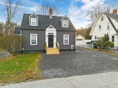 18 Manley St, Augusta, ME 04330