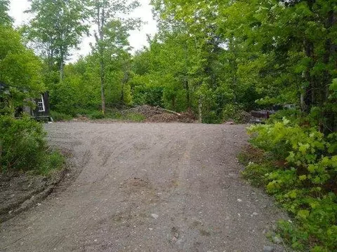 1598 Elm St, Orneville Twp, ME 04463