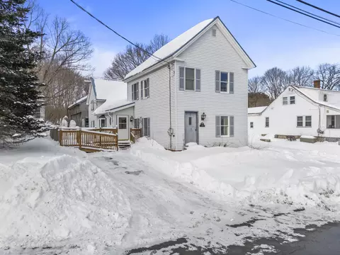 79 Harrison Ave, Gardiner, ME 04345