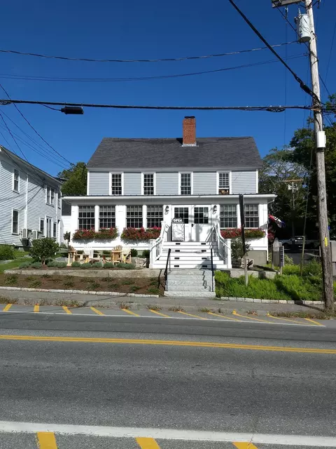 40 Main St, Blue Hill, ME 04614