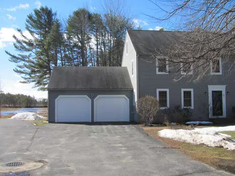 16 Larboard Ln #6, Kennebunk, ME 04043