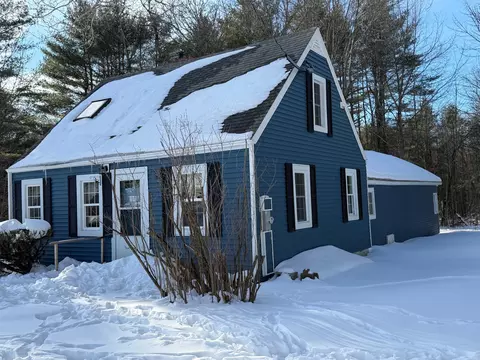 1524 Augusta Rd, Bowdoin, ME 04287