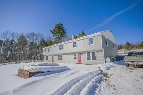 916 Orchard Dr, Wilton, ME 04294