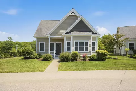 17 Adams Ln #1, Arundel, ME 04046