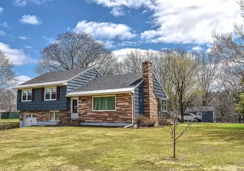 109 Water St, Guilford, ME 04443