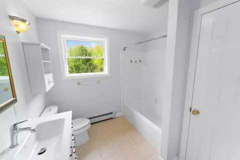 Bath - 50 Emerald Dr, Hampden, ME 04444 photo 5 of 7