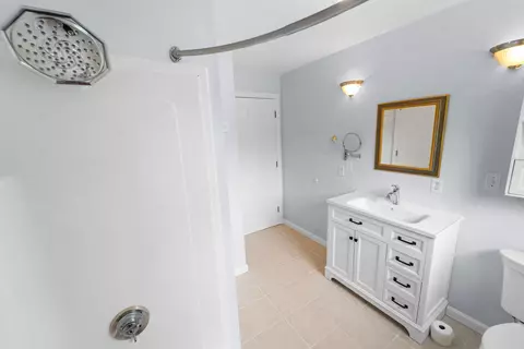 Bath - 50 Emerald Dr, Hampden, ME 04444 photo 7 of 7