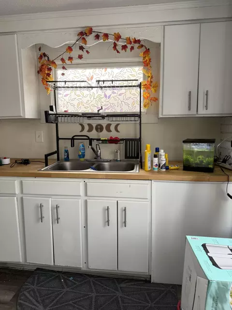 Kitchen - 113 Dummer St, Bath, ME 04530 photo 4 of 4