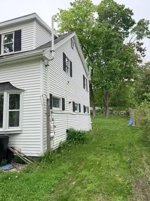 Exterior - 113 Dummer St, Bath, ME 04530 photo 3 of 5