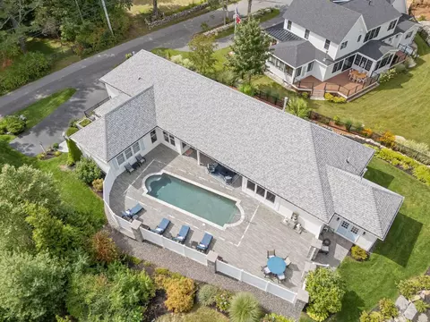 View/Area - 67 Cherry Ln, Ogunquit, ME 03907 photo 2 of 7