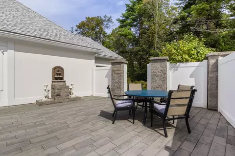 Exterior - 67 Cherry Ln, Ogunquit, ME 03907 photo 9 of 14