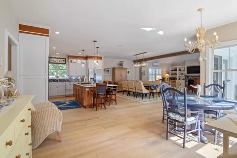 Dining - 67 Cherry Ln, Ogunquit, ME 03907 photo 1 of 7