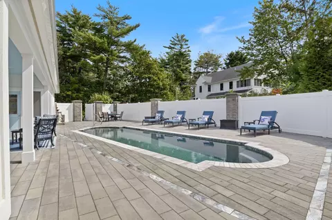 Exterior - 67 Cherry Ln, Ogunquit, ME 03907 photo 6 of 14