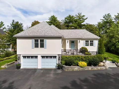 Exterior - 67 Cherry Ln, Ogunquit, ME 03907 photo 13 of 14