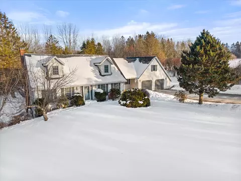 130 Miller Rd, Hampden, ME 04444