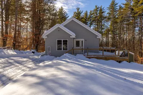 198 Senator Black Rd, Baldwin, ME 04091