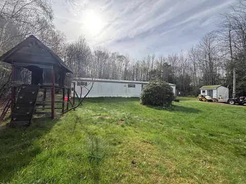 625 Plains Rd, Readfield, ME 04355