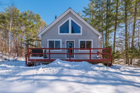 67 Sunset Rd, Bethel, ME 04217