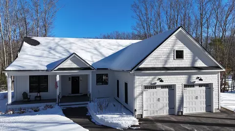 77 Clark Rd, Wells, ME 04090