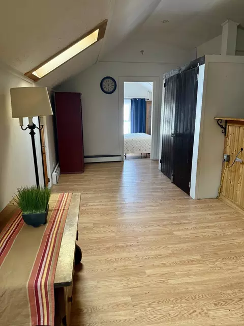 Entry Way - 54 W Main St, Vinalhaven, ME 04863 photo 1 of 4