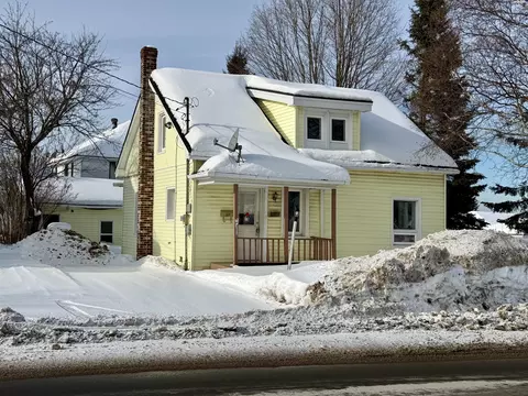 167 11th Ave, Madawaska, ME 04756