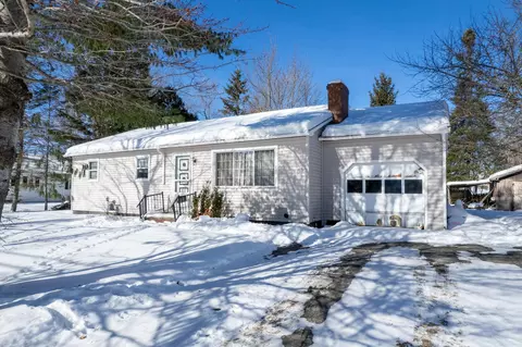 6 Russett St, Brewer, ME 04412