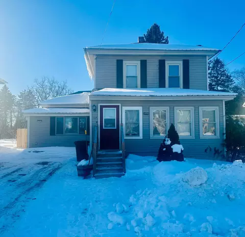 17 Churchill St, Washburn, ME 04786