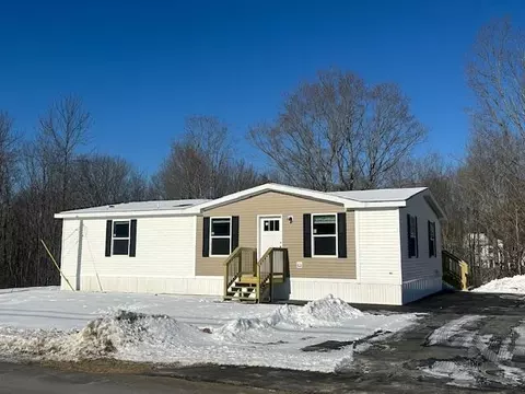 312 Gray Rd, Vassalboro, ME 04989