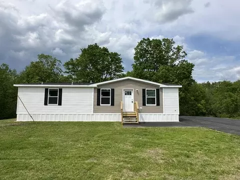 312 Gray Rd, Vassalboro, ME 04989