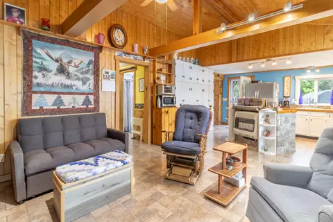 Living - 53 Calvin Ln, Oakfield, ME 04763 photo 7 of 7