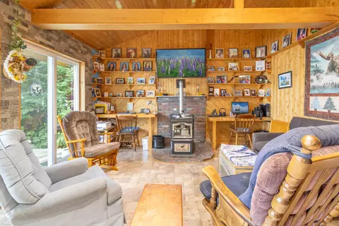 Living - 53 Calvin Ln, Oakfield, ME 04763 photo 4 of 7