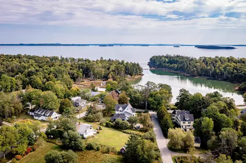 108 Derby Rd, Islesboro, ME 04848