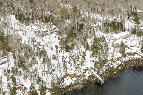 5 Southern Point Rd, Bristol, ME 04564