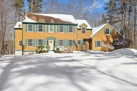 9 Carriedale Ln, Kennebunk, ME 04043