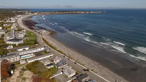 293 Long Beach Ave, York, ME 03909