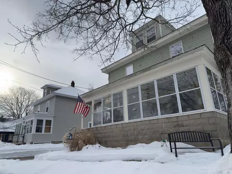 14 Summer St, Sanford, ME 04073