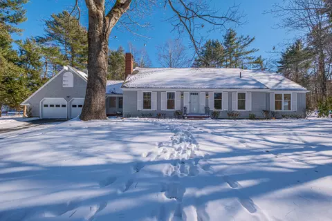 4 Sylvan Rd, Scarborough, ME 04074