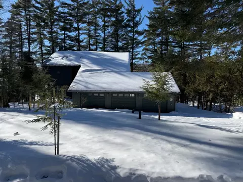 9 Arden Cove Ln, Mount Vernon, ME 04352