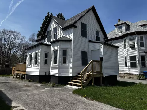 566 Washington Ave, Portland, ME 04103