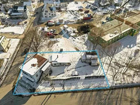 28-30 Gold St, Waterville, ME 04901