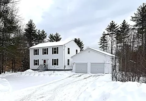 8 Evergreen Cir, Limington, ME 04049