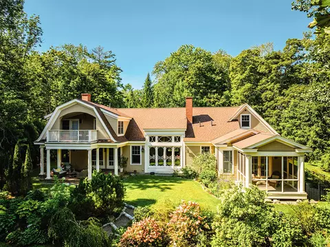 21 Penobscot Ave, Camden, ME 04843