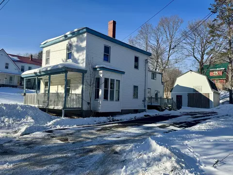 33 Third St, Eastport, ME 04631