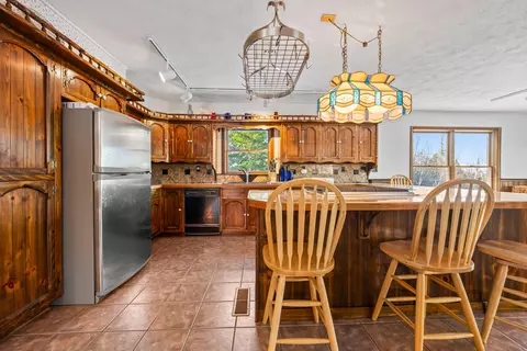Kitchen - 41 Stone Hedge Ln, Rangeley, ME 04970 photo 3 of 6