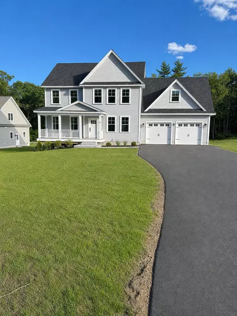 58 Willow Bend Ln, Wells, ME 04090