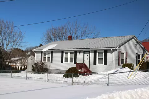 78 Morris Ave, Lewiston, ME 04240